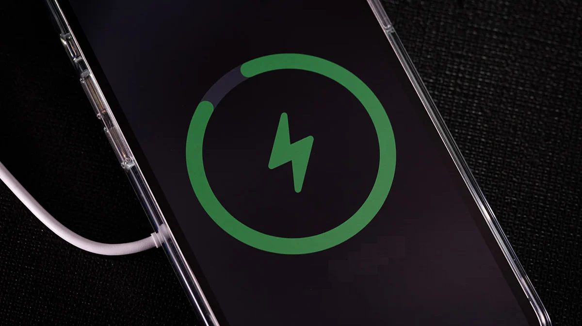 iPhone 17 Battery Life: Real-World Test vs iPhone 16 and 15